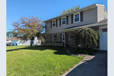 7048 Safari Drive, Huber Heights, OH 45424 - Photo 3