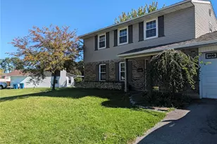 7048 Safari Dr, Huber Heights, OH 45424 - Photo 3