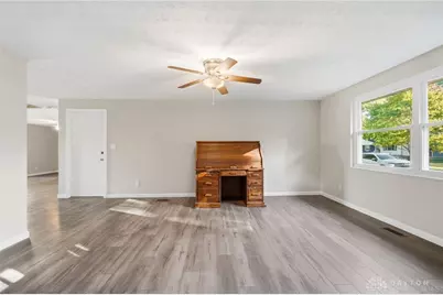 304 Waterford Drive, Dayton, OH 45458 - Photo 9