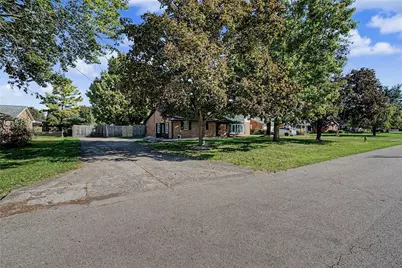 156 Matthews Avenue, Enon Vlg, OH 45323 - Photo 5