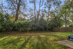 1326 Shannon Ln, Xenia, OH 45385 - Photo 7