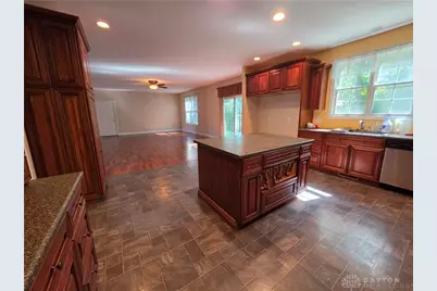 6809 N Main Street, Dayton, OH 45415 - Photo 25