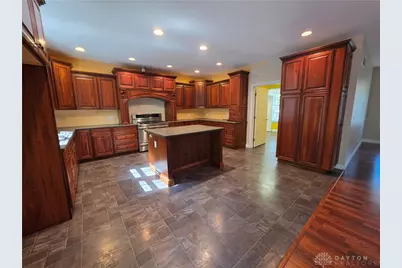 6809 N Main Street, Dayton, OH 45415 - Photo 23