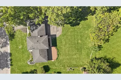 202 Whittington Drive, Centerville, OH 45459 - Photo 3