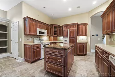 1016 Wedgestone Court, Centerville, OH 45458 - Photo 31