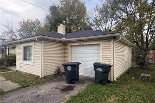 2523 Fairbanks Ave, Dayton, OH 45402 - Photo 3
