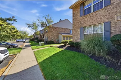 422 Waterfront Place, Washington Twp, OH 45458 - Photo 5