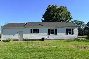 1744 Wayne Rd, Wilmington, OH 45177 - Photo 3