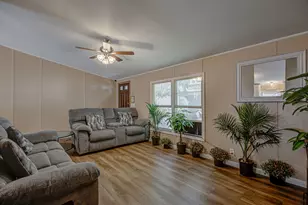 1958 W Greenfield, Middletown, OH 45044 - Photo 3