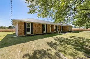 11855 Troy Rd, New Carlisle, OH 45344 - Photo 5