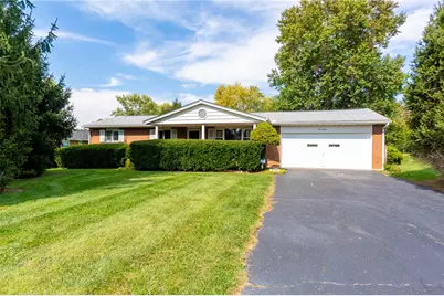 160 Chestnut Avenue, Carlisle, OH 45005 - Photo 1