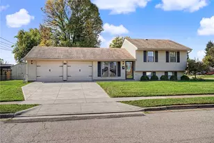 1952 Crase Dr, Xenia, OH 45385 - Photo 3
