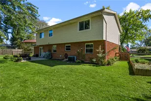 623 Lake Forest Dr, West Carrollton, OH 45449 - Photo 5