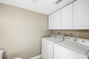 8209 Schoolgate Dr, Dayton, OH 45424 - Photo 13