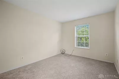 1487 Eagle Highlands Drive, Fairborn, OH 45324 - Photo 27