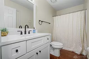 1487 Eagle Highlands Dr, Fairborn, OH 45324 - Photo 29