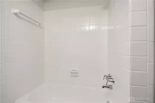 2812 White Oak Dr, Dayton, OH 45420 - Photo 31