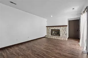 8621 Sea Pines Ln, Centerville, OH 45458 - Photo 5