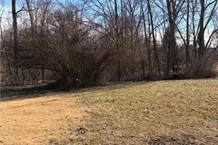 1323 Greystone Dr, Springfield, OH 45503 - Photo 1