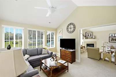 108 Scarborough Village Drive, Washington Twp, OH 45458 - Photo 15