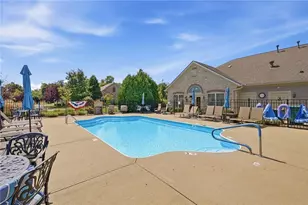 108 Scarborough Village Dr, Washington Twp, OH 45458 - Photo 45
