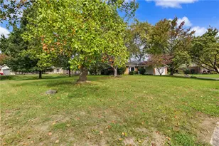 4410 Pebblestone Ct, Beavercreek, OH 45432 - Photo 1