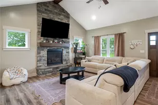 6123 S State Route 202, Bethel Twp, OH 45371 - Photo 9