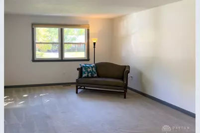 125 Miami Drive, Yellow Springs Vlg, OH 45387 - Photo 9