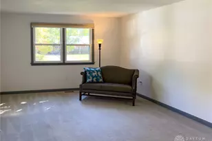 125 Miami Dr, Yellow Springs Vlg, OH 45387 - Photo 9