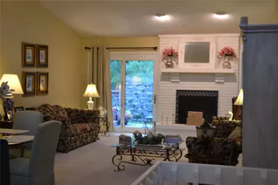 1045 Golfview Drive #9, Middletown, OH 45042 - Photo 3