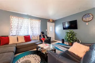 4971 Mercedes Dr, Liberty Township, OH 45011 - Photo 3