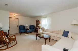 846 Pine Needles Dr, Dayton, OH 45458 - Photo 5