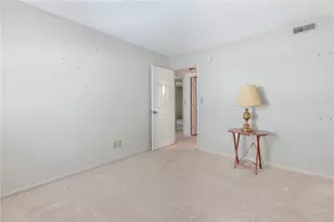 486 Peachcreek Rd, Dayton, OH 45458 - Photo 15