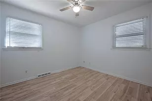 23 N Cherrywood Ave, Dayton, OH 45403 - Photo 13