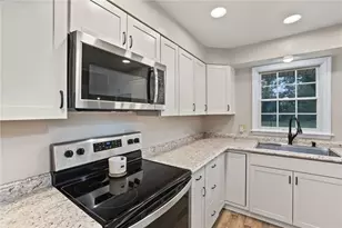 2491 S Linda Dr, Bellbrook, OH 45305 - Photo 9