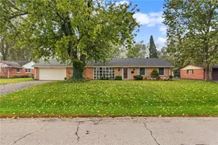 2491 S Linda Dr, Bellbrook, OH 45305 - Photo 1