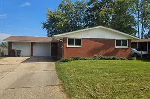 1392 Mapleridge Dr, Fairborn, OH 45324 - Photo 1