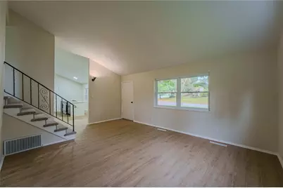 2100 Carol Parkway, Kettering, OH 45440 - Photo 7