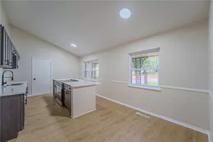 2100 Carol Pkwy, Kettering, OH 45440 - Photo 9