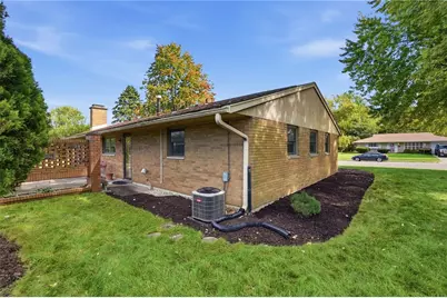 2065 S Center Boulevard, Springfield, OH 45506 - Photo 23