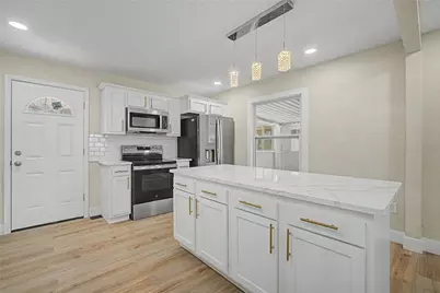 5250 Whaley Drive, Dayton, OH 45417 - Photo 13