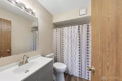 1501 Lake Pointe Way, Centerville, OH 45459 - Photo 13