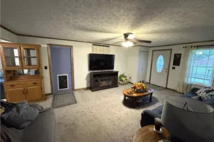 7725 Timber Hill Dr, Huber Heights, OH 45424 - Photo 9