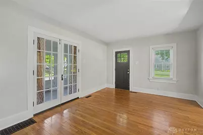 300 Wiltshire Boulevard, Oakwood, OH 45419 - Photo 9