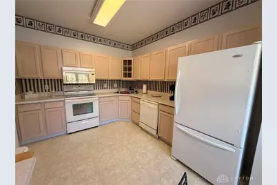 9002 Waterway Court, Miamisburg, OH 45342 - Photo 13