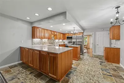 3901 Stonehaven Road, Dayton, OH 45429 - Photo 7