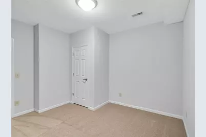 1048 Greenskeeper Way, Centerville, OH 45458 - Photo 35