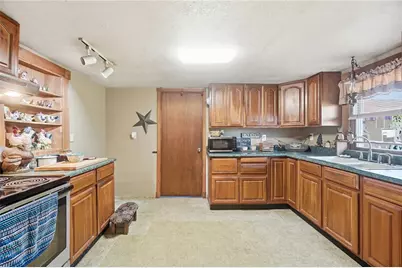 6921 Georgetown Verona Road, Lewisburg, OH 45338 - Photo 17