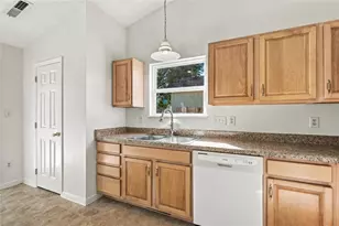 32 Hawkins Ct, Germantown, OH 45327 - Photo 9