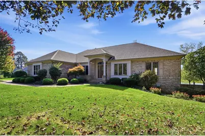 812 Valley View Point, Springboro, OH 45066 - Photo 3